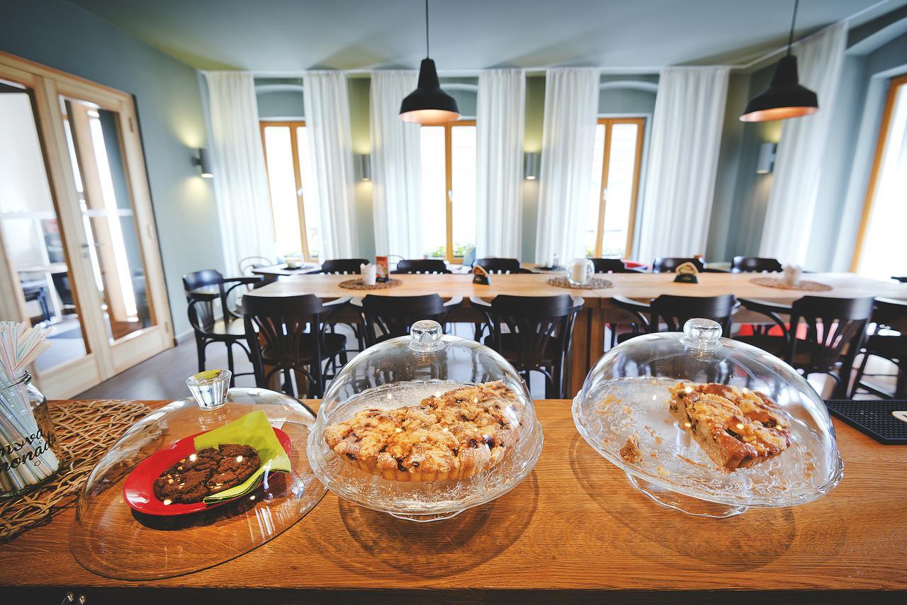 Restaurace A Pension Hrebikarna 호무토프 외부 사진